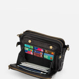 Croía - Sleek Three-Layer Crossbody Bag