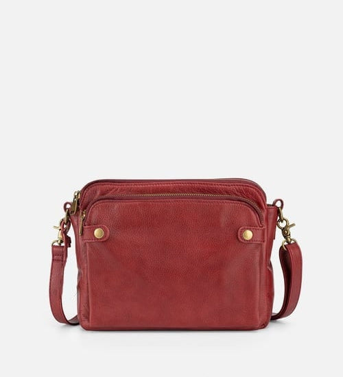 Croía - Sleek Three-Layer Crossbody Bag