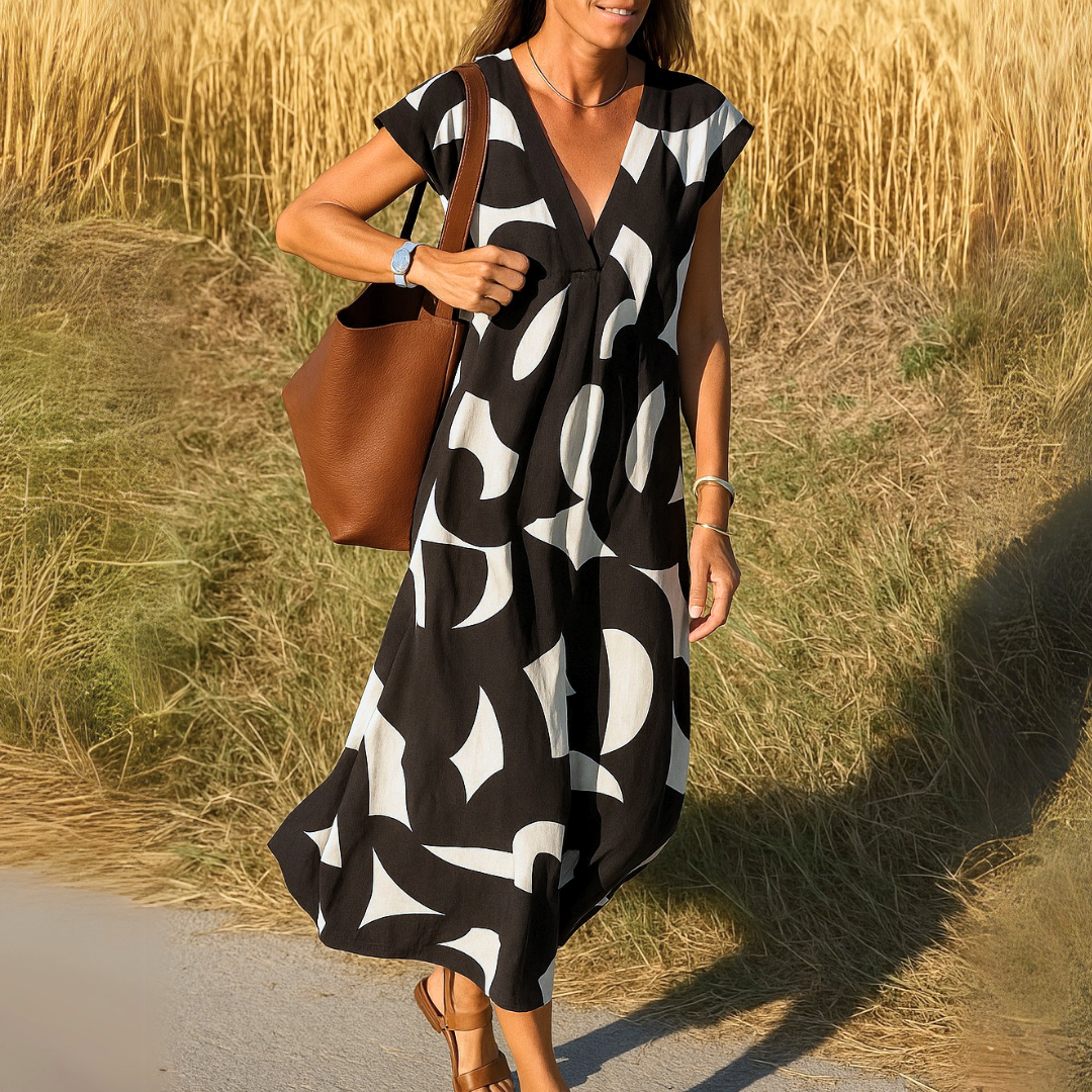 Áine - Flowing dress with V-neck