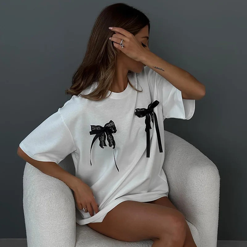Croía - Cute & Comfy Bow Tee
