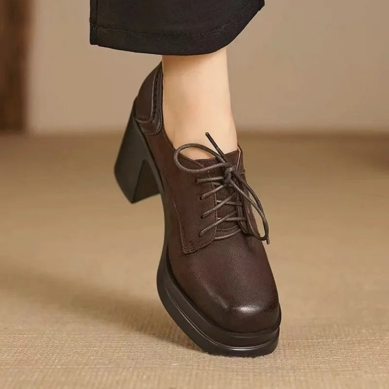 Fódhla - Lace-Up Block Heel Pumps