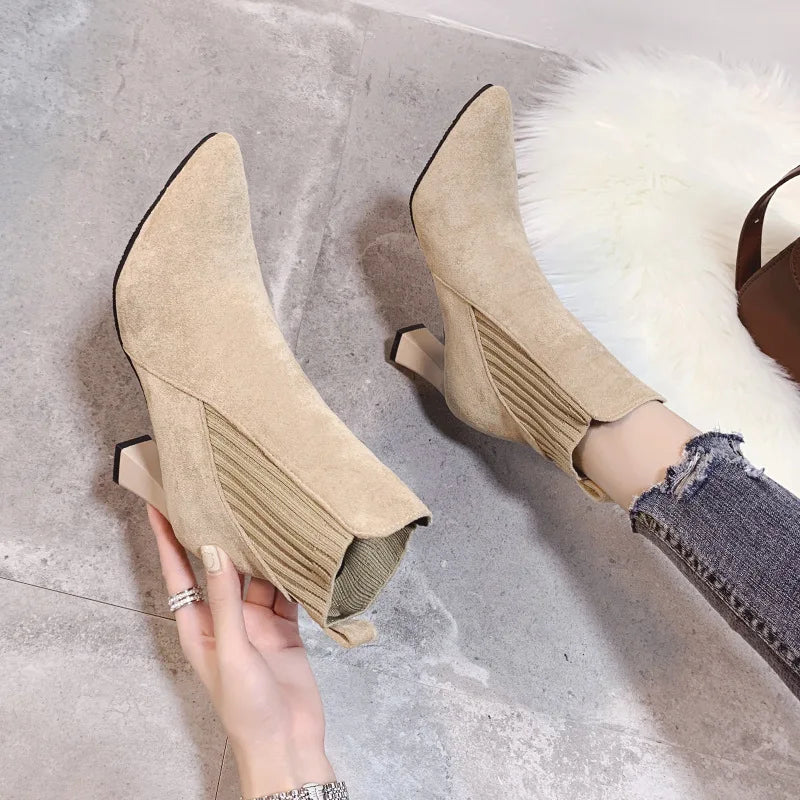 Saoirse - Suede Platform Boots
