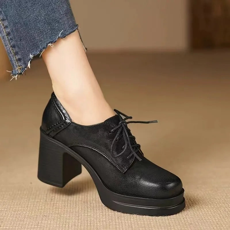 Fódhla - Lace-Up Block Heel Pumps