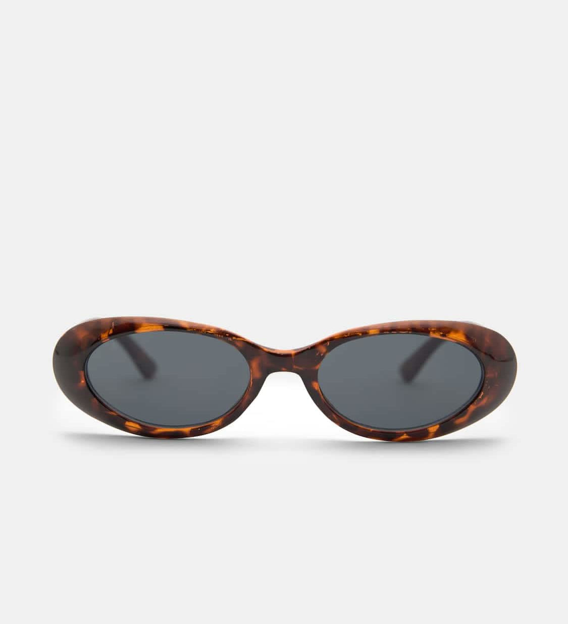 Aoibhín - Elegant Sunglasses