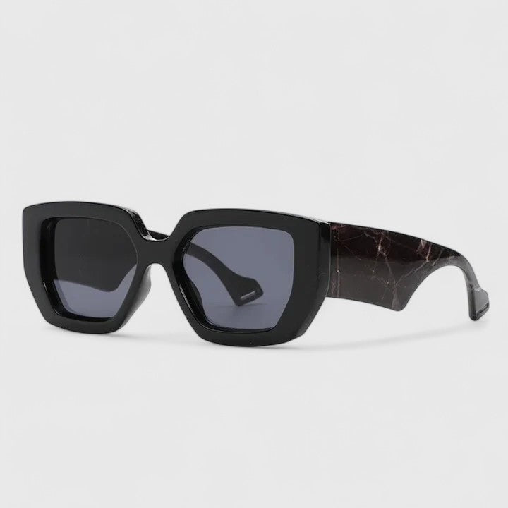 Sinéad - Stylish Sunglasses
