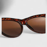 Caitlín - Stylish Sunglasses