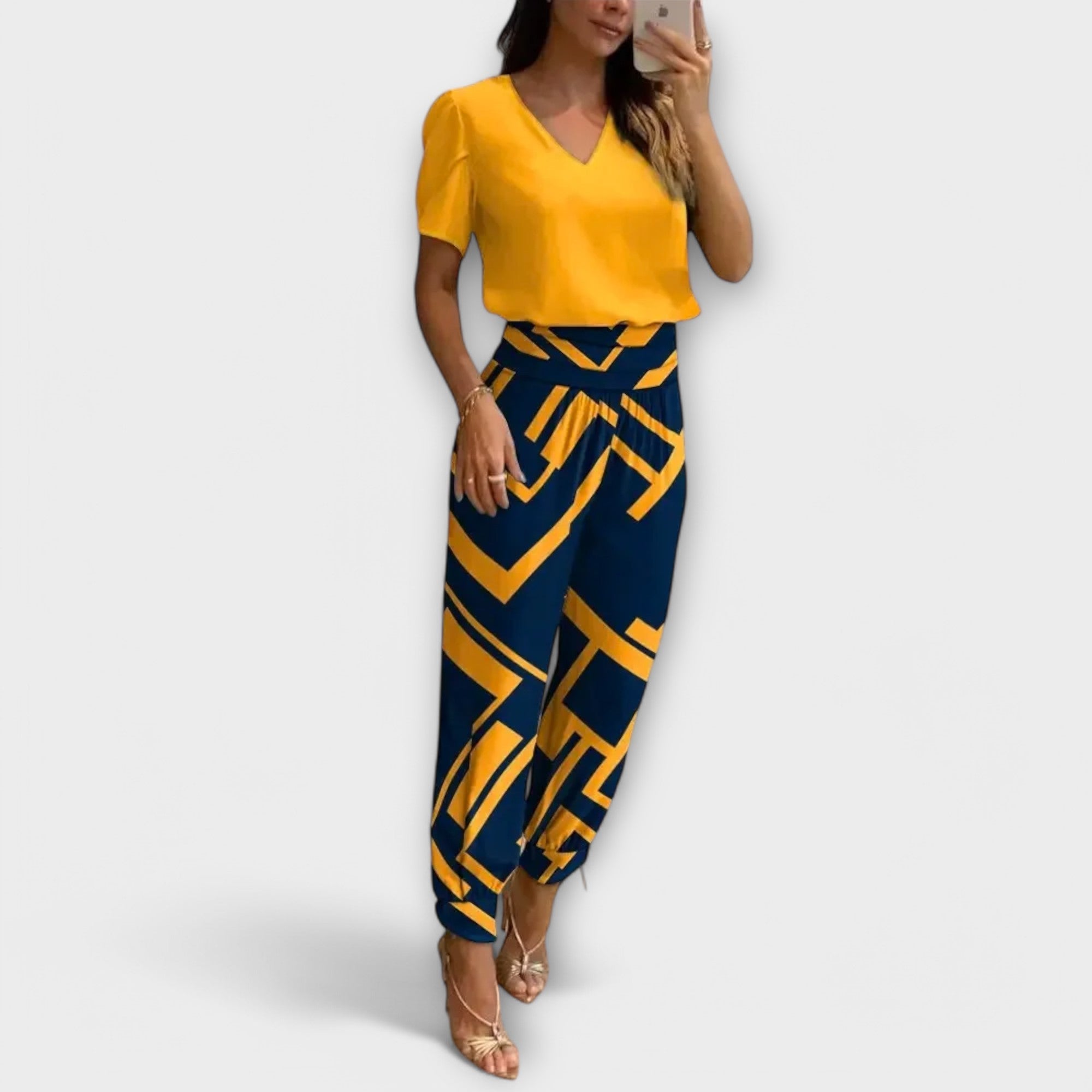 Laoise - Elegant set of top and trousers