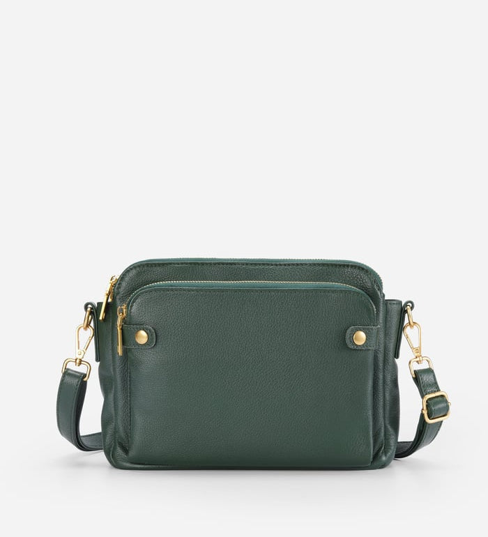 Croía - Sleek Three-Layer Crossbody Bag